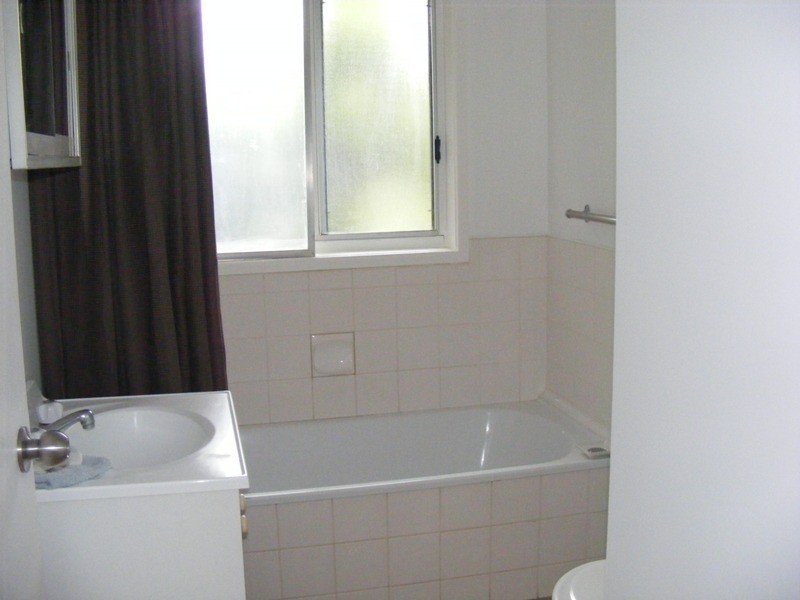 96 Ravenswood Street, Bega NSW 2550