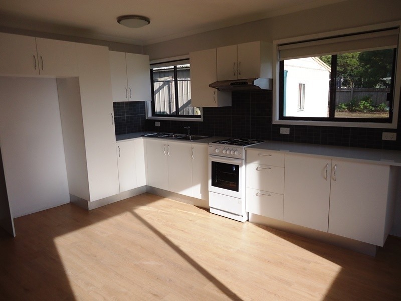 15 Gordon Street, Bega NSW 2550