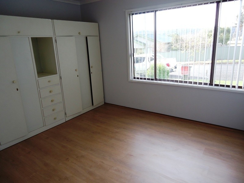 15 Gordon Street, Bega NSW 2550