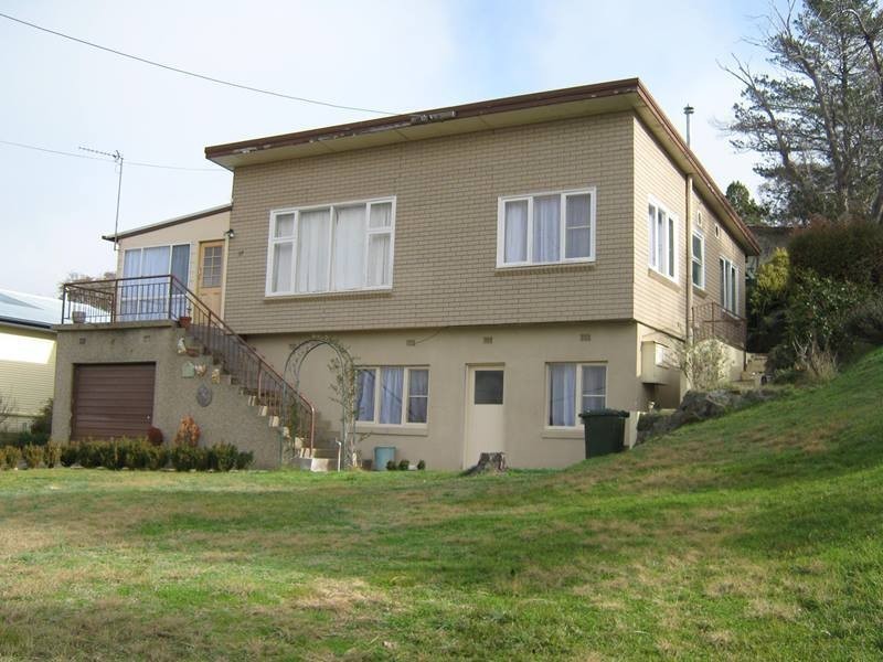 37 Mulach Street, Cooma NSW 2630