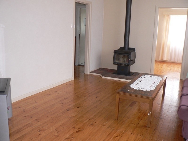 37 Mulach Street, Cooma NSW 2630