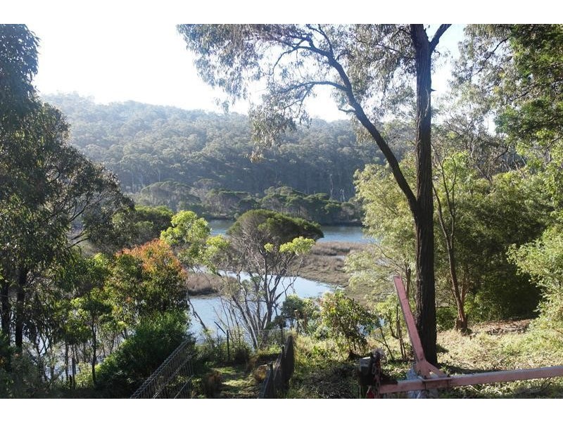 65 Lakeview Avenue, Merimbula NSW 2548