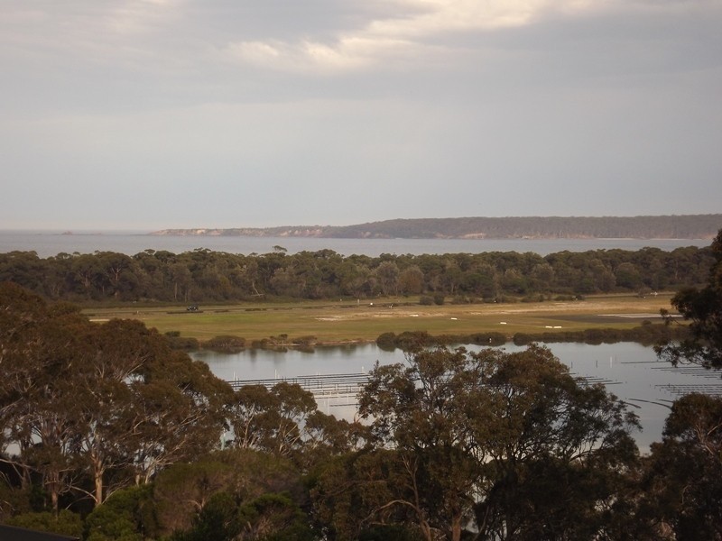 37 John Close, Merimbula NSW 2548