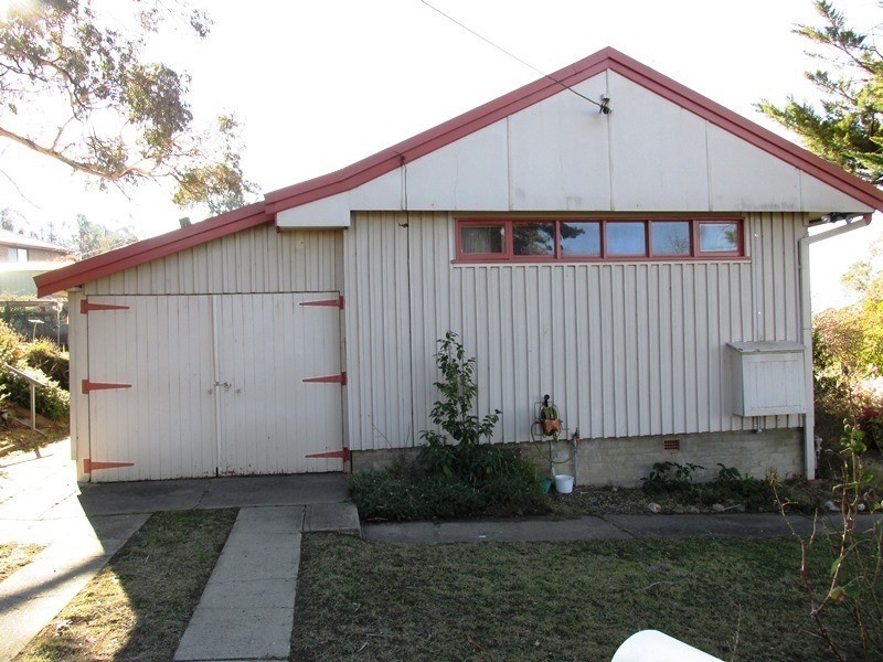 2 Balli Place, Cooma NSW 2630