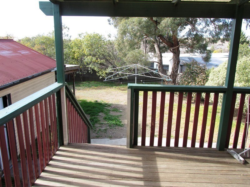 4 McDonald Avenue, Cooma NSW 2630