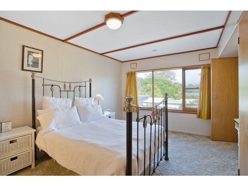14 Lakeview Avenue, Merimbula NSW 2548