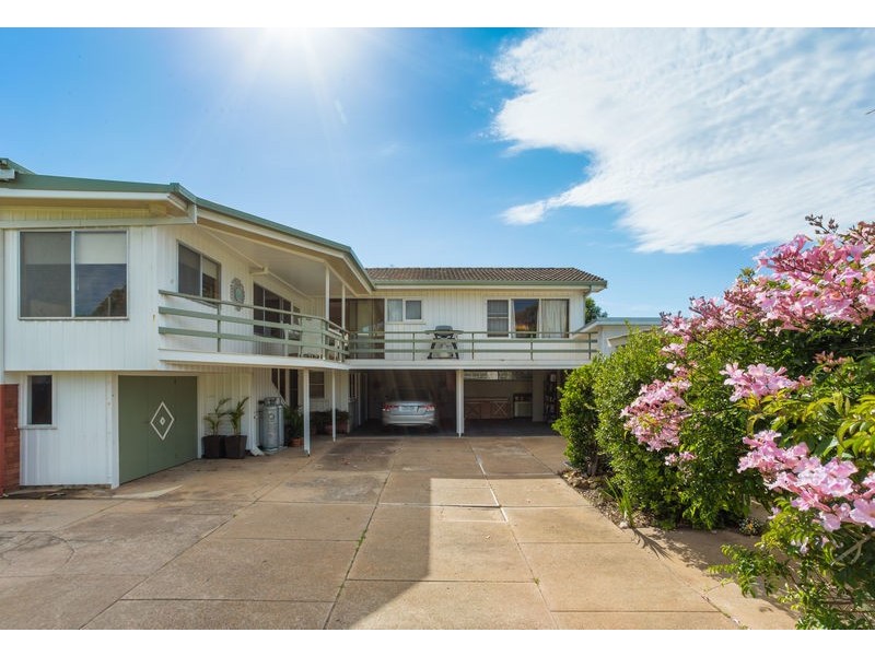 14 Lakeview Avenue, Merimbula NSW 2548