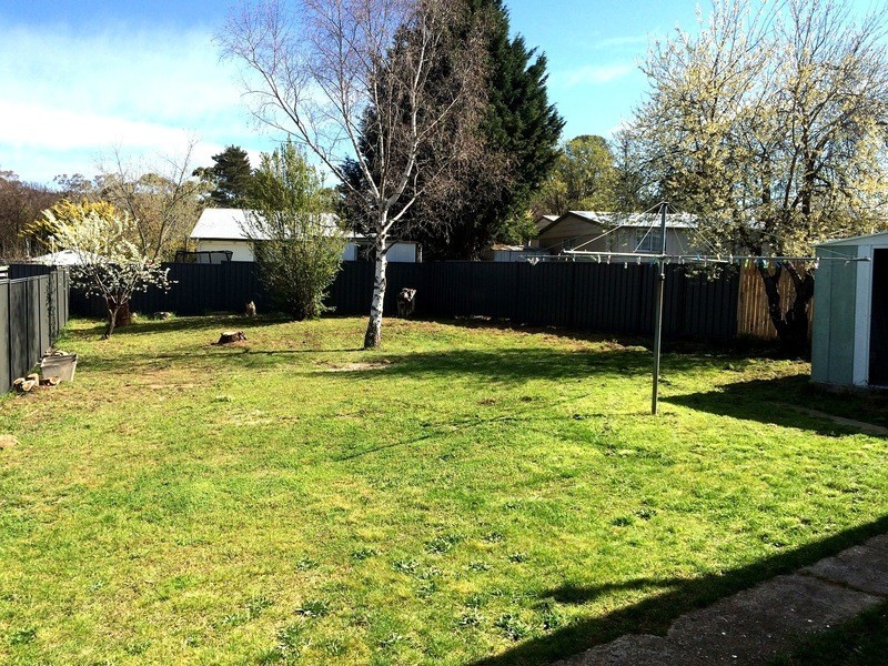 3 Adams Avenue, Cooma NSW 2630