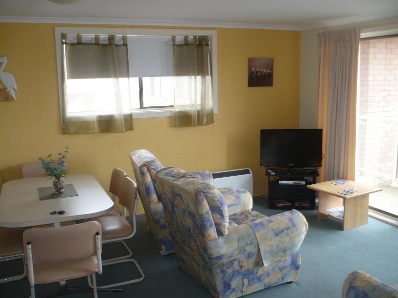 8/37 Ocean Drive, Merimbula NSW 2548