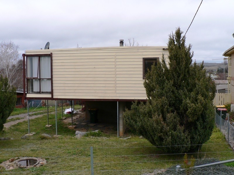 28 Stoke Street, Adaminaby NSW 2629