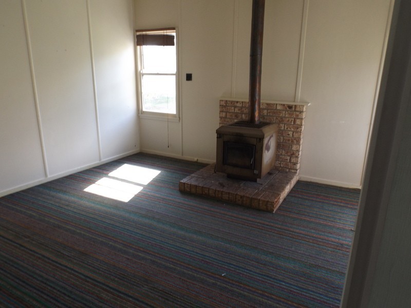 112 Wellington Street, Bombala NSW 2632