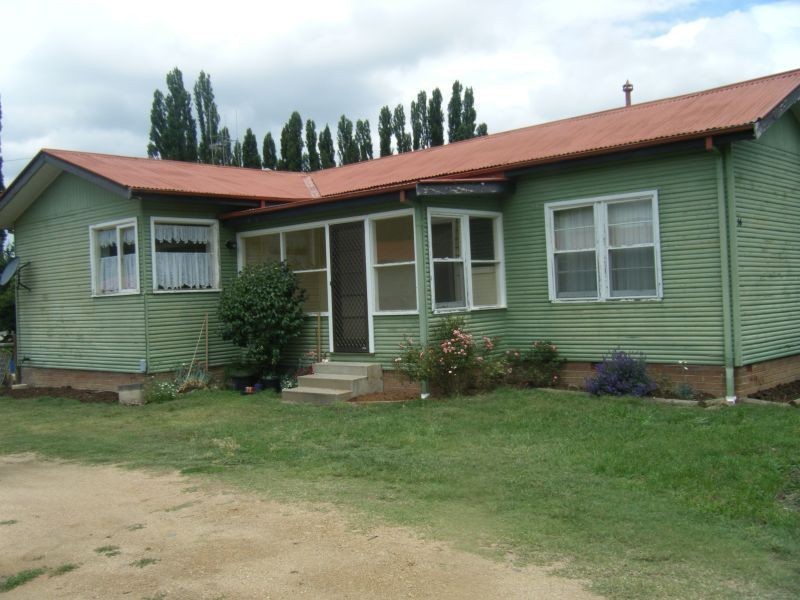 16 Mulach St, Cooma NSW 2630