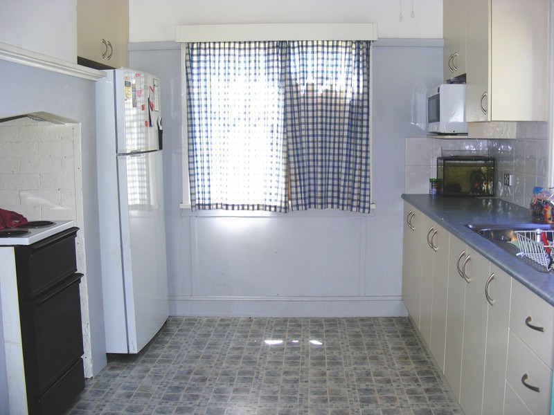 34  Parker Street, Bega NSW 2550