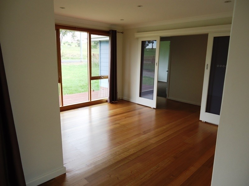 51 Howard Avenue, Bega NSW 2550