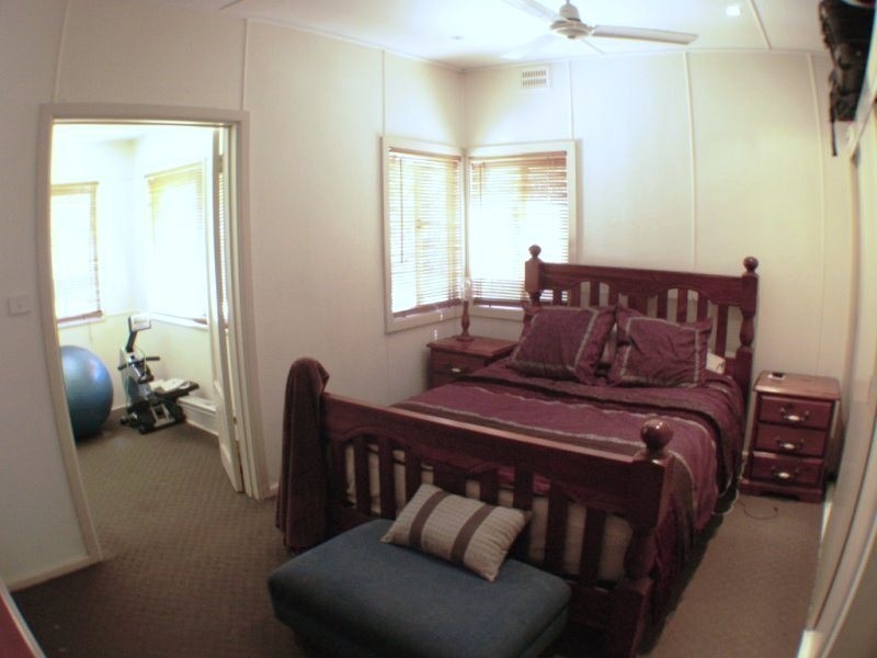 226 Auckland Street, Bega NSW 2550