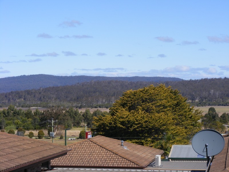 2/16  Merimbola Street, Pambula NSW 2549