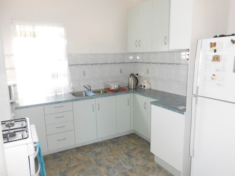 4 Minyama Parade, Bega NSW 2550