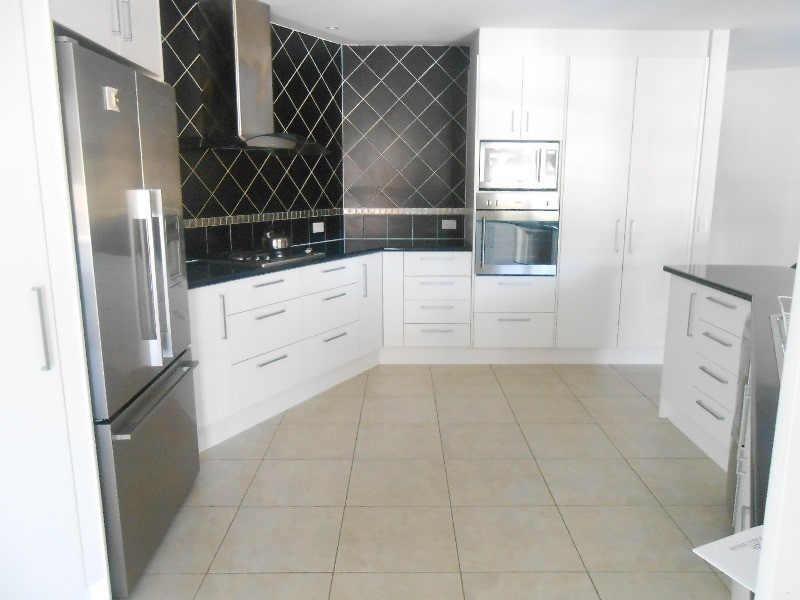 29 Glen Mia Drive, Bega NSW 2550