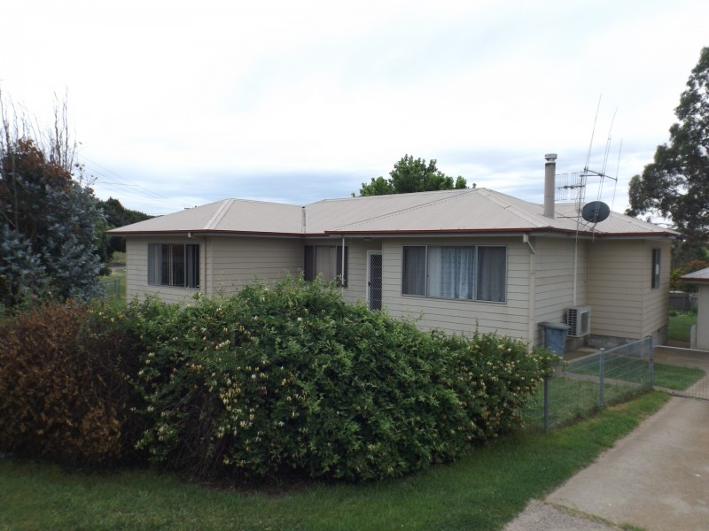 20 Campbell Street, Delegate NSW 2633