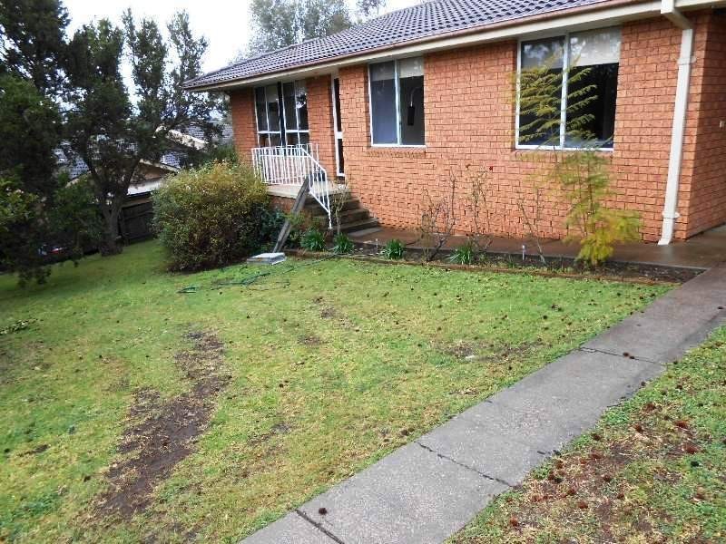 2 Gregory Way, Bega NSW 2550