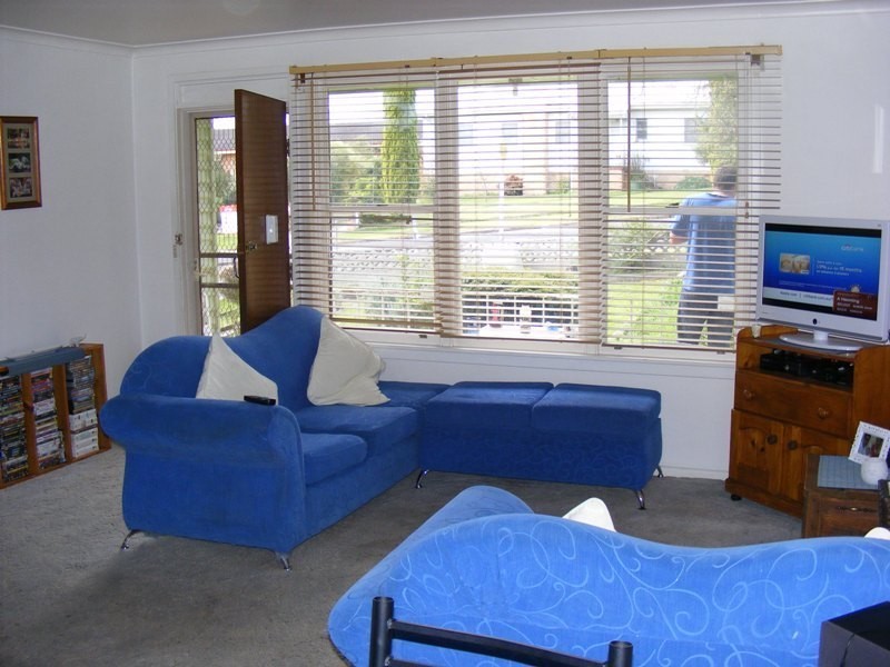 33 Glebe Ave, Bega NSW 2550