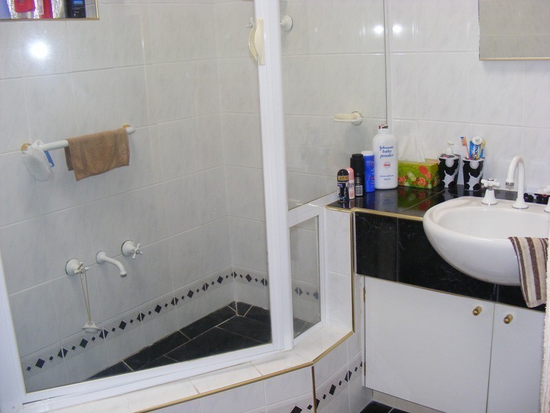 295 Auckland Street, Bega NSW 2550