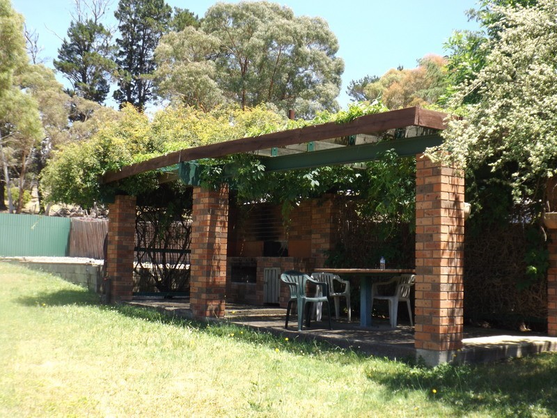 7 McDonald Avenue, Cooma NSW 2630