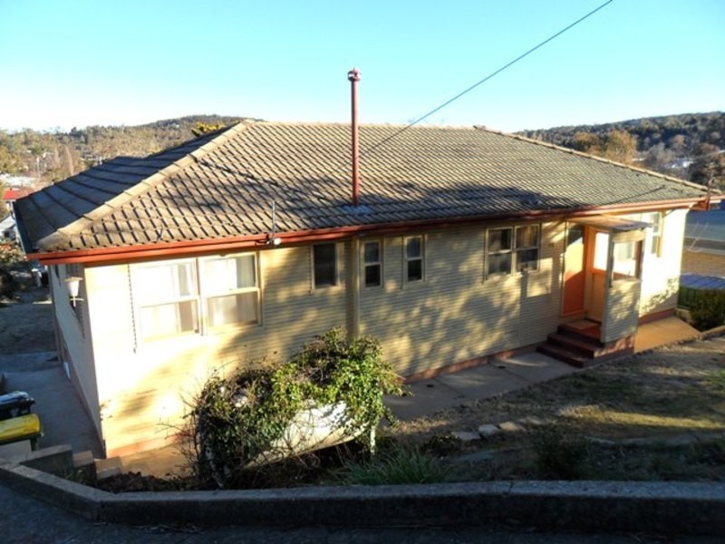 98 Massie St, Cooma NSW 2630