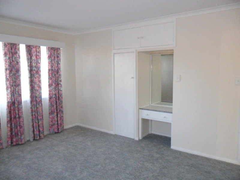 98 Massie St, Cooma NSW 2630