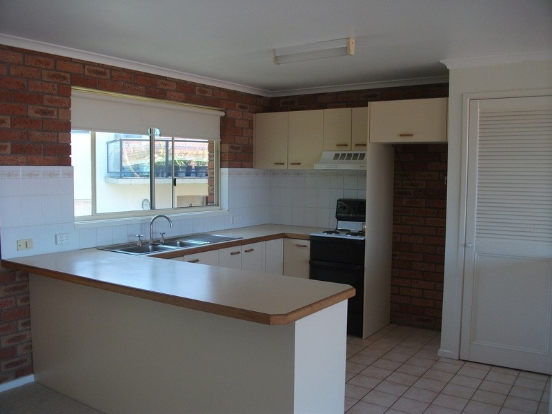 1/7 Tura Circuit, Tura Beach NSW 2548