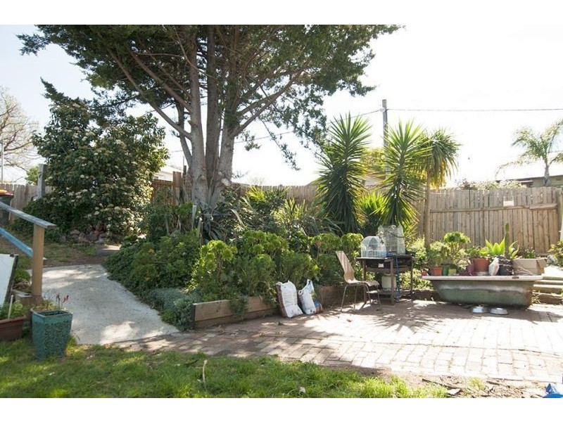 3 Gordon Street, Bega NSW 2550