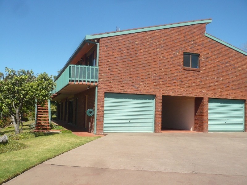 2/23 Yarrawood Ave, Merimbula NSW 2548