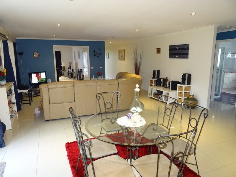 7 The Peninsula, Tura Beach NSW 2548