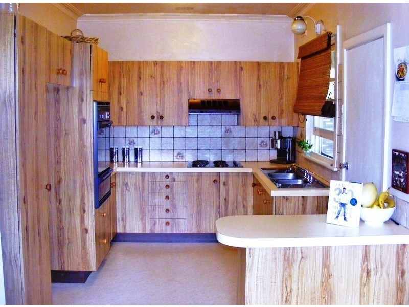 5 Dowling Street, Bega NSW 2550