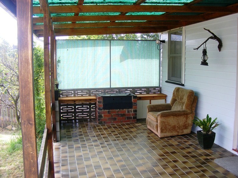 5 Dowling Street, Bega NSW 2550