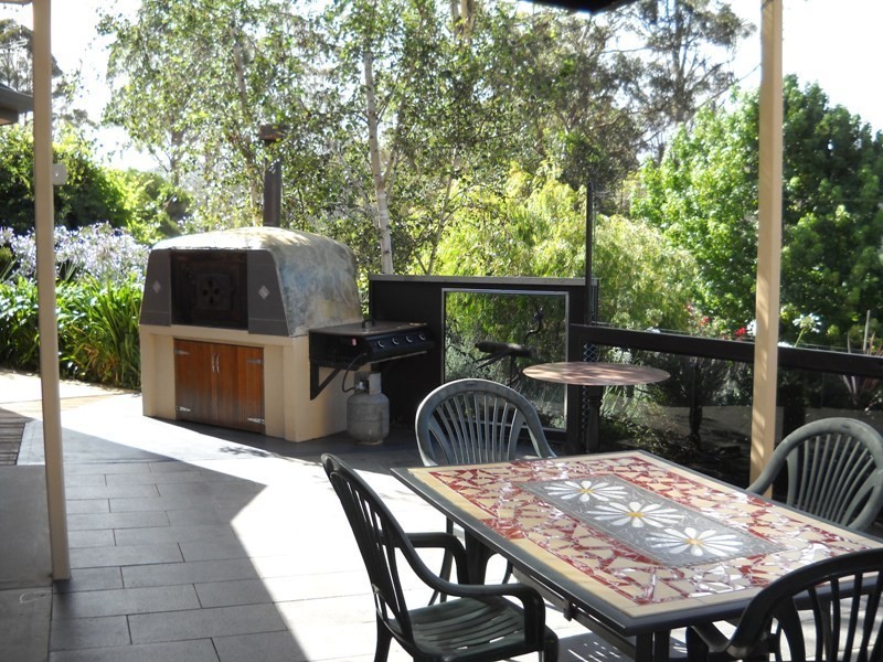 16 Eurack Court, Kiah NSW 2551