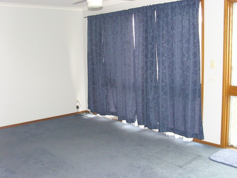 10  Little Bega Street, Bega NSW 2550