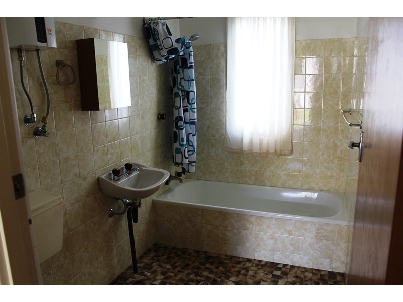 Units 9 -12/28 – 32 Mulach Street, Cooma NSW 2630