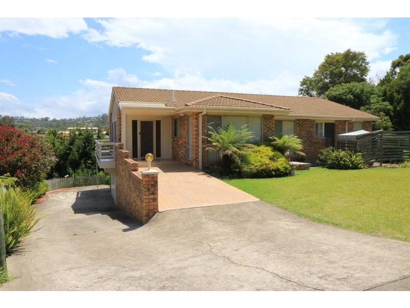 6 Garden Circle, Merimbula NSW 2548