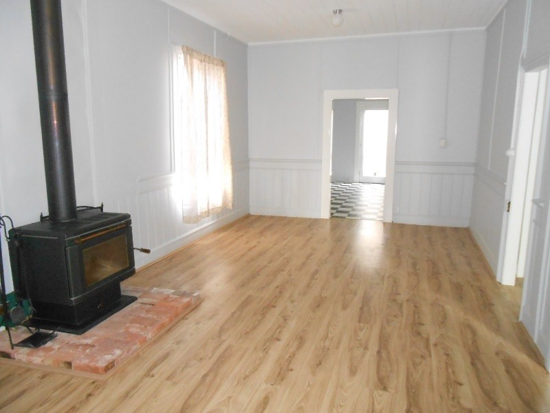 53 Fairview Street, Bega NSW 2550