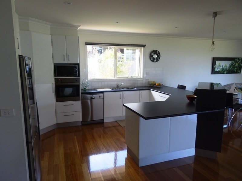 8 Whistler Close, Merimbula NSW 2548