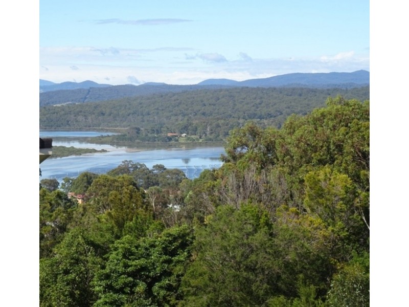 12 Seaview Avenue, Merimbula NSW 2548