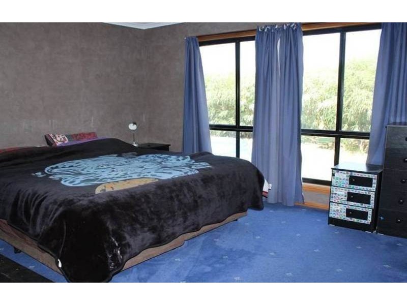 3 Wattle Place, Bega NSW 2550