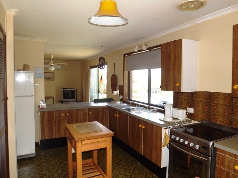 11 Andes Place, Tura Beach NSW 2548