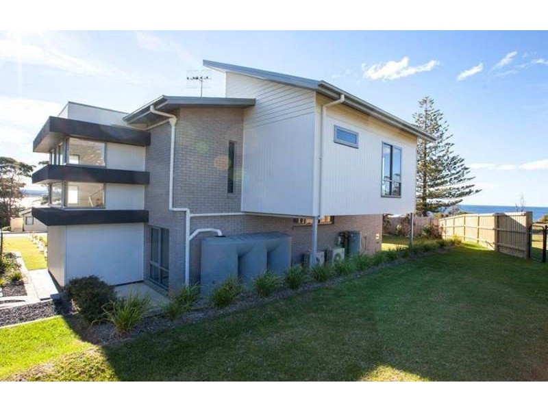 4 Murunna Street, Bermagui NSW 2546