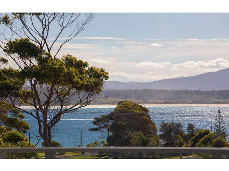 4 Murunna Street, Bermagui NSW 2546
