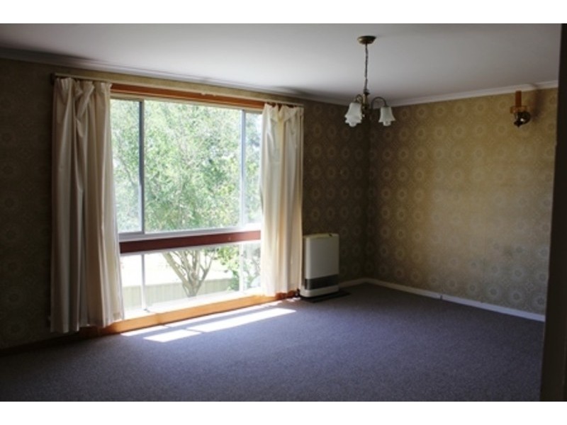 1 Jerrang Avenue, Cooma NSW 2630