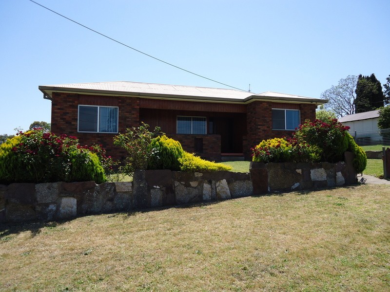 111 Rawlinson Street, Bega NSW 2550