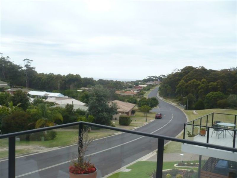 2A Elizabeth Parade, Tura Beach NSW 2548