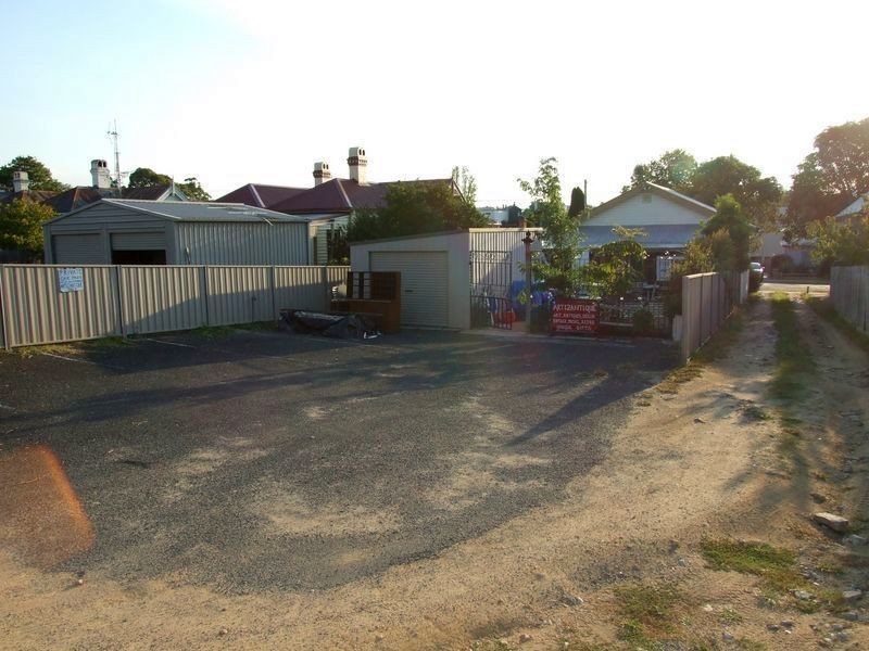 8 Canning Street, Bega NSW 2550